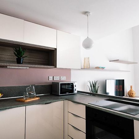 Scenic Seafront Duplex Apartment In Sliema Zewnętrze zdjęcie
